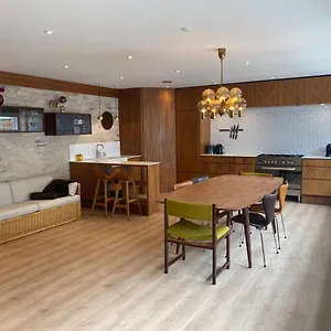https://beautifully-renovated-luxus-apartment.skagenhotels.net